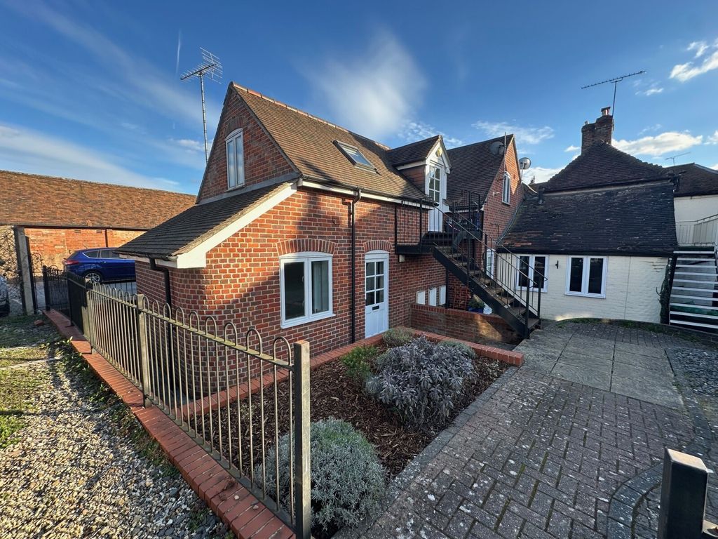 Property photo 1 of 6 Picture No. 16