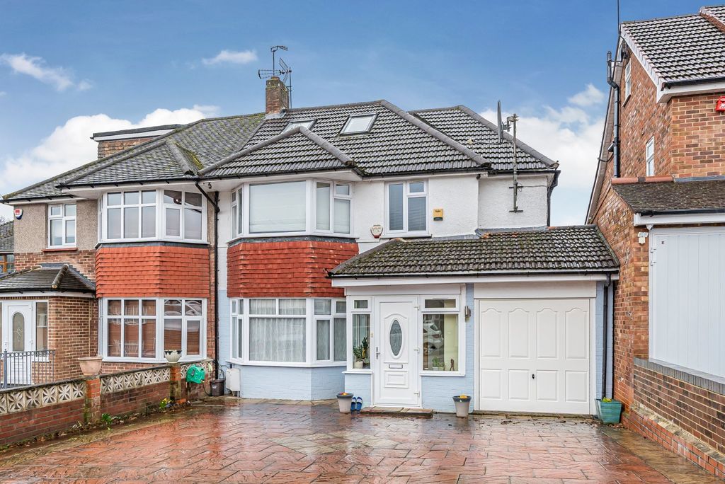Property photo 3 of 19 Picture No. 01