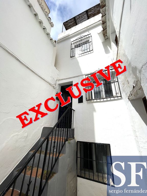 Property photo 1 of 20