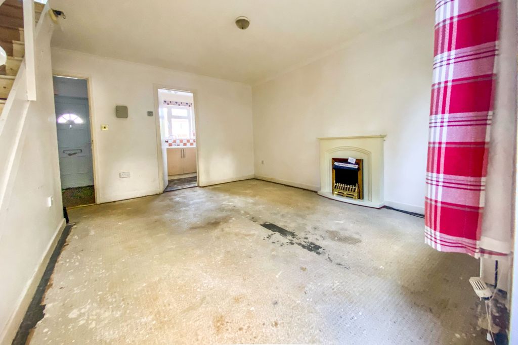 Property photo 3 of 15 22 Cloudberry Road, Swindon, Wiltshire, Sn25 1Se
