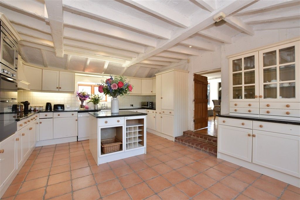 Property photo 2 of 26 Kitchen/Breakfast Room