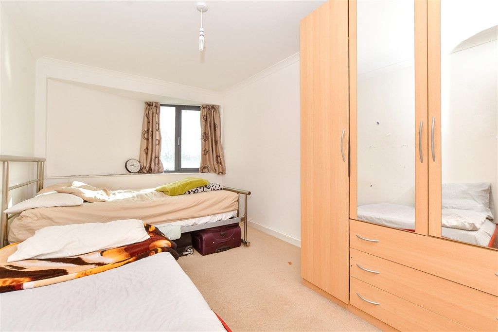 Property photo 3 of 9 Bedroom 1