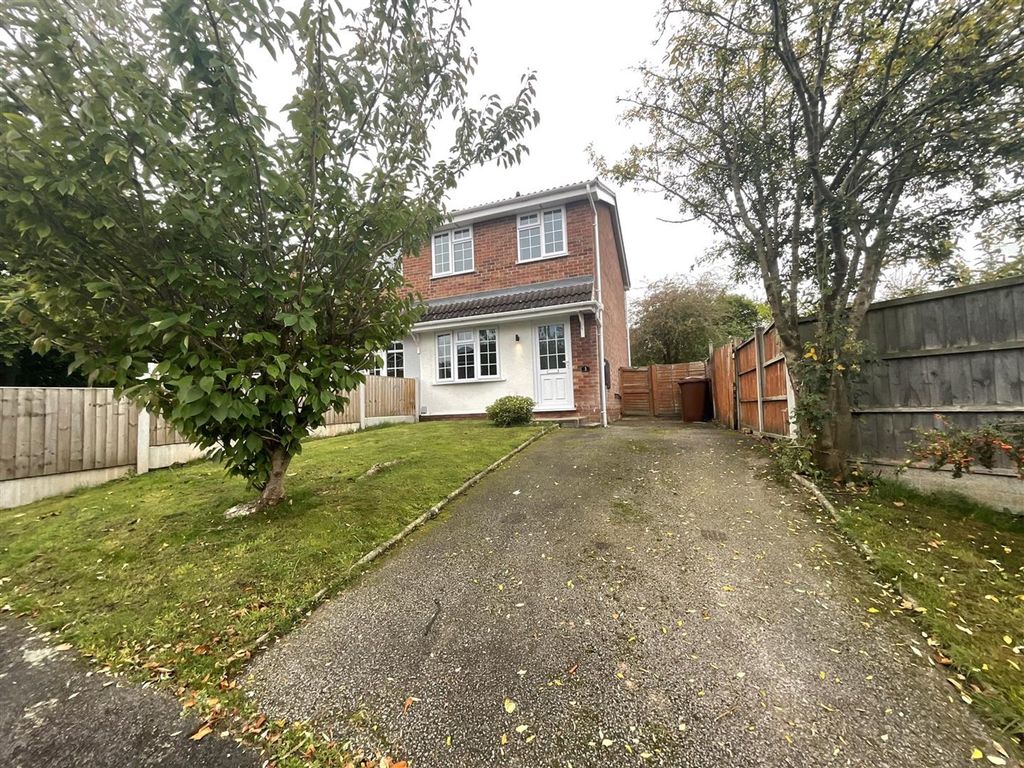 Property photo 1 of 12 Front