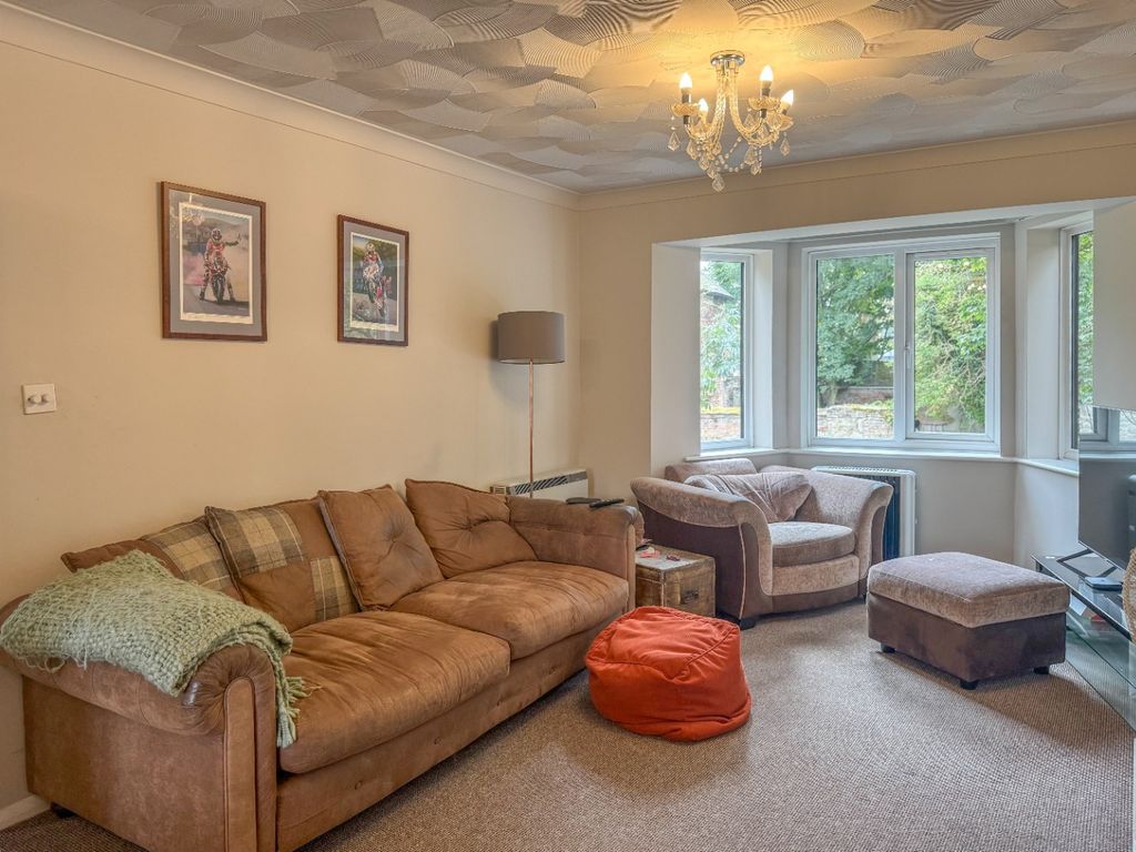Property photo 2 of 9 4480872