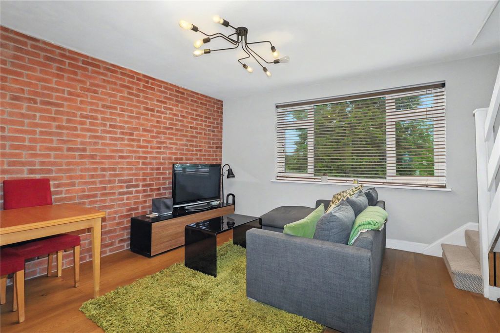 Property photo 3 of 9 Picture No. 20