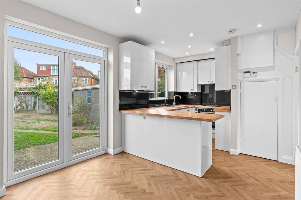 Property photo 2 of 14 Picture No. 06