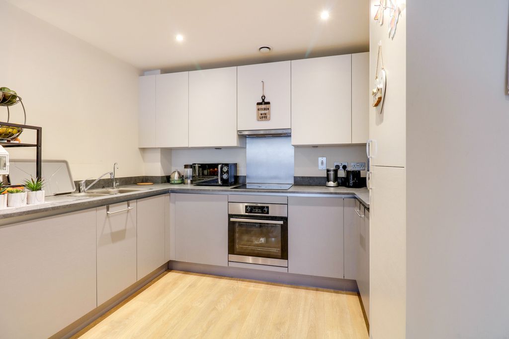 Property photo 2 of 10 Open Plan Kitchen