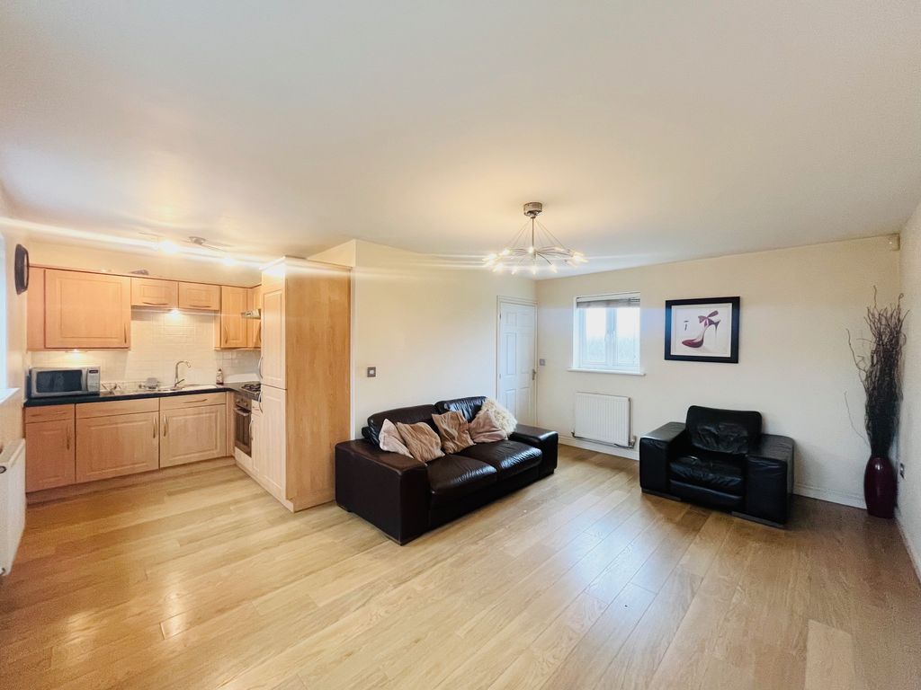 Property photo 2 of 12