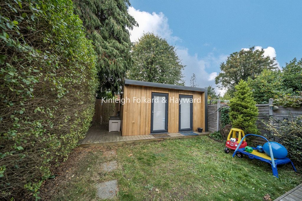 Property photo 3 of 16 Picture No. 08