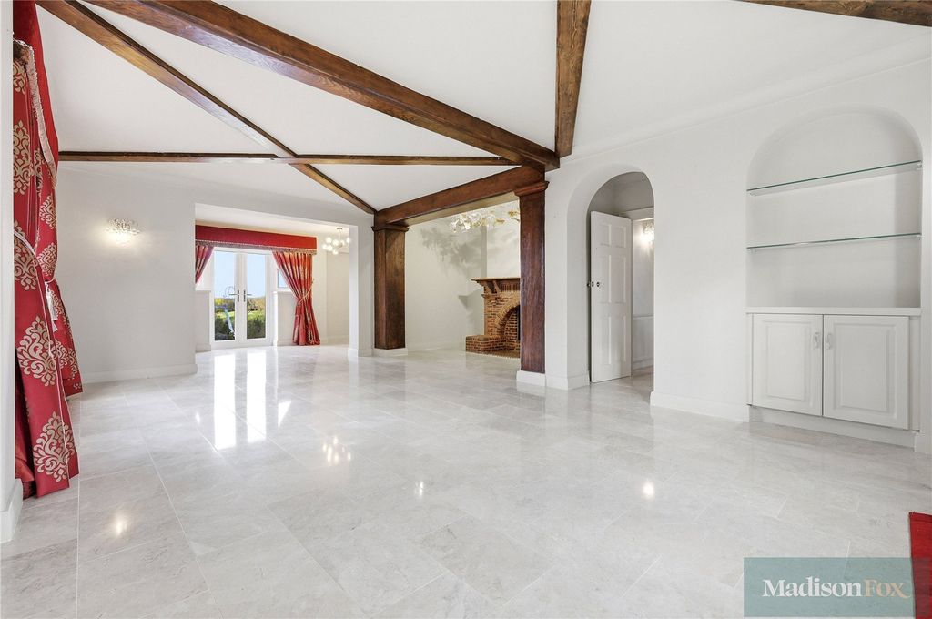 Property photo 3 of 36 Picture No. 26