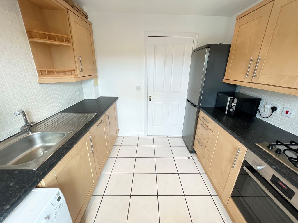 Property photo 3 of 12