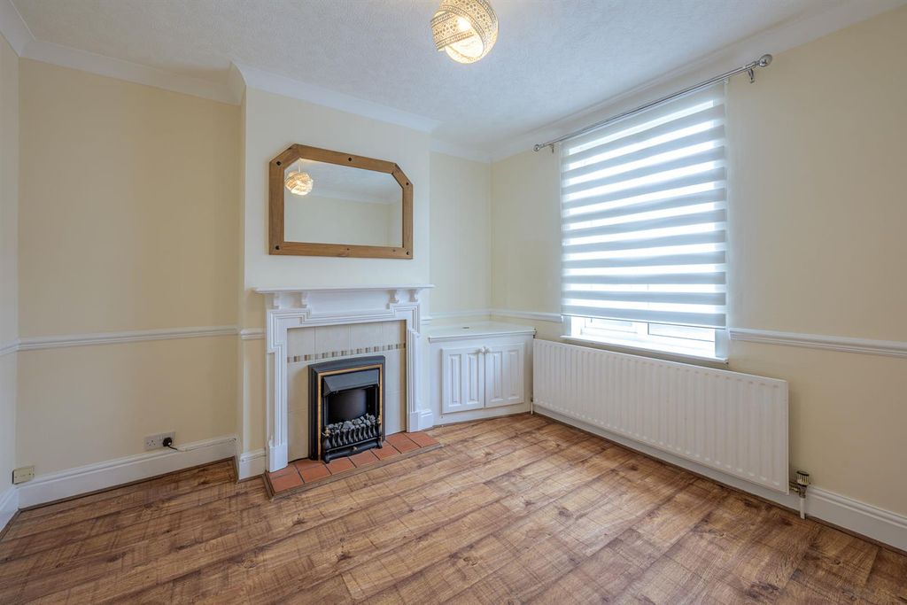 Property photo 3 of 22