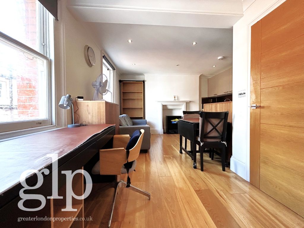 Property photo 1 of 12 4558330