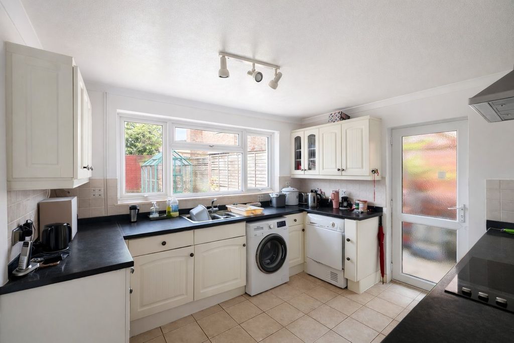 Property photo 2 of 15