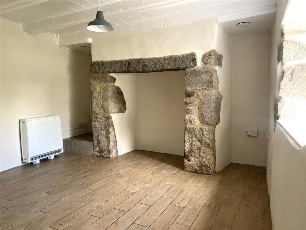 Property photo 3 of 14 Dining Or Living Room
