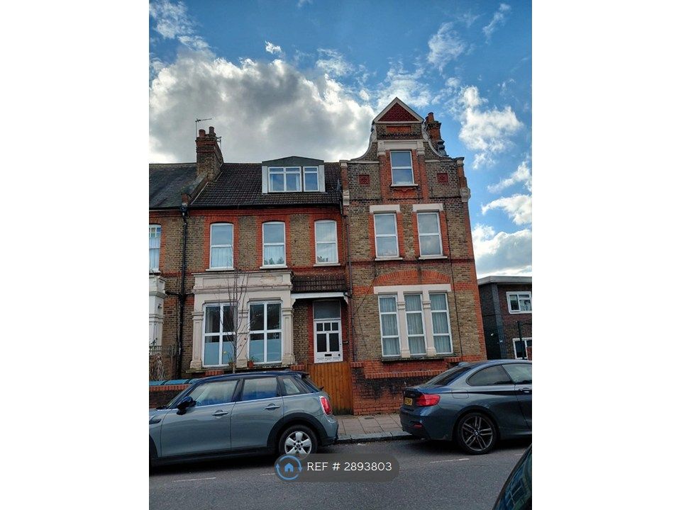 Property photo 1 of 9