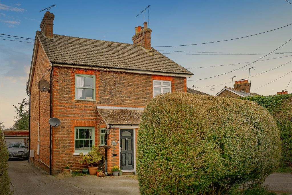 Property photo 1 of 17