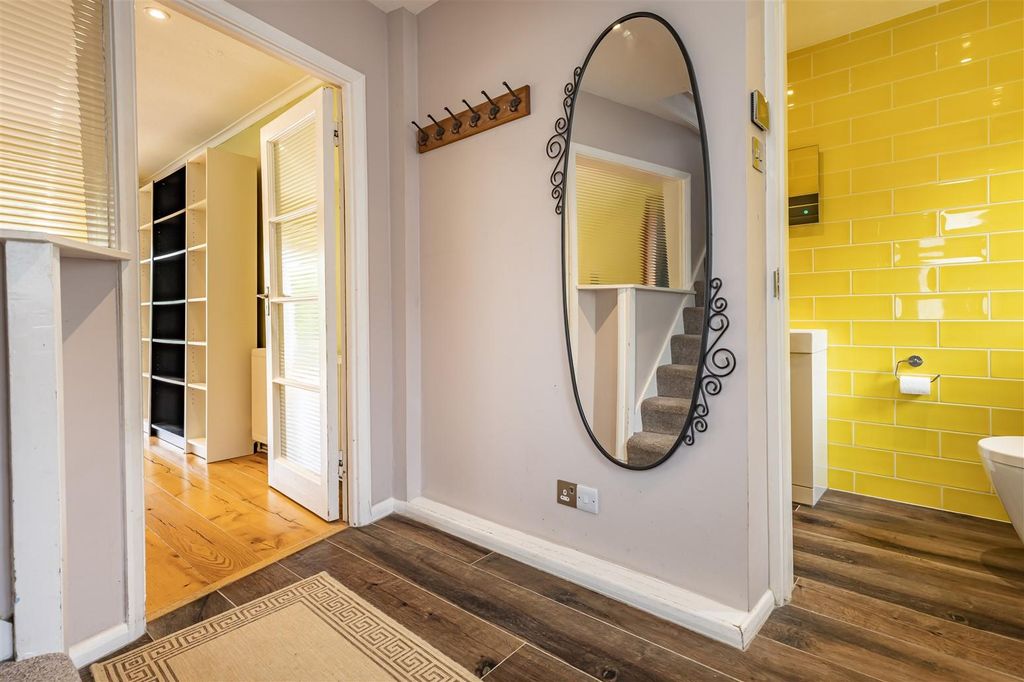 Property photo 3 of 29 59 Lower Swaine (9).Jpg