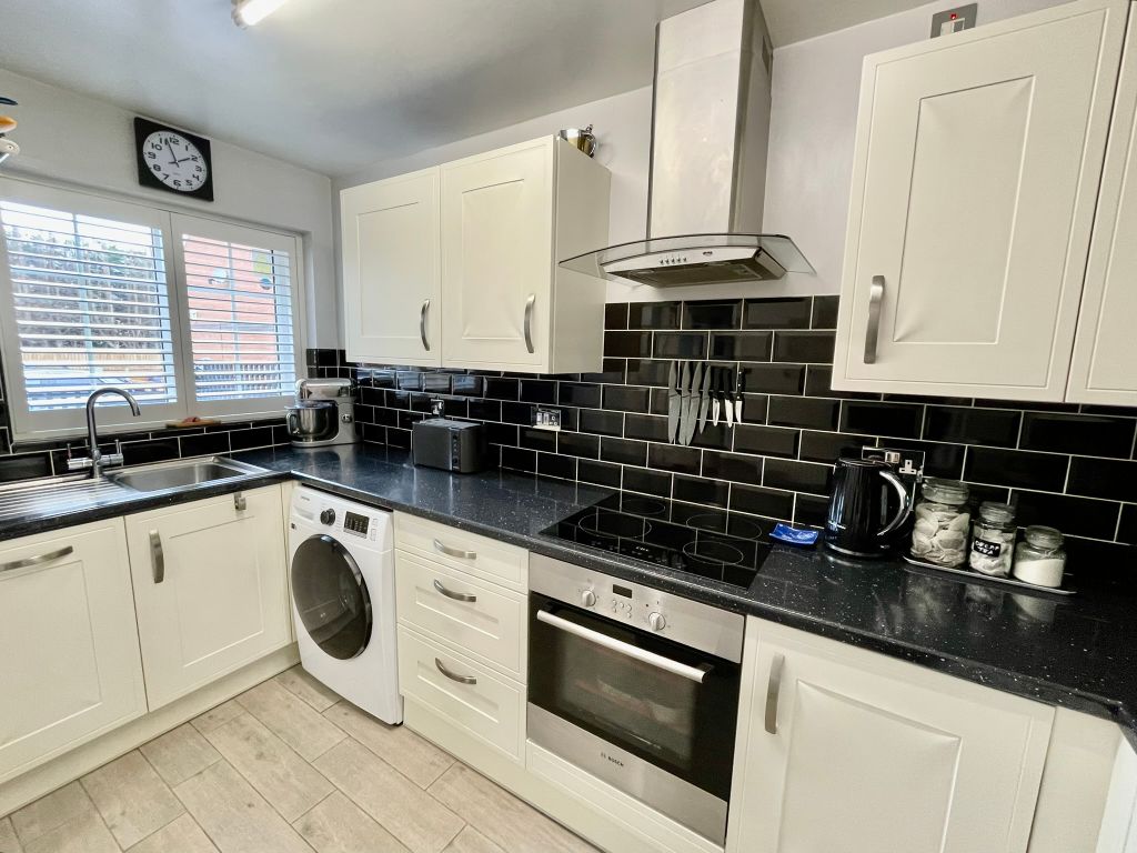 Property photo 2 of 14 Img_8149