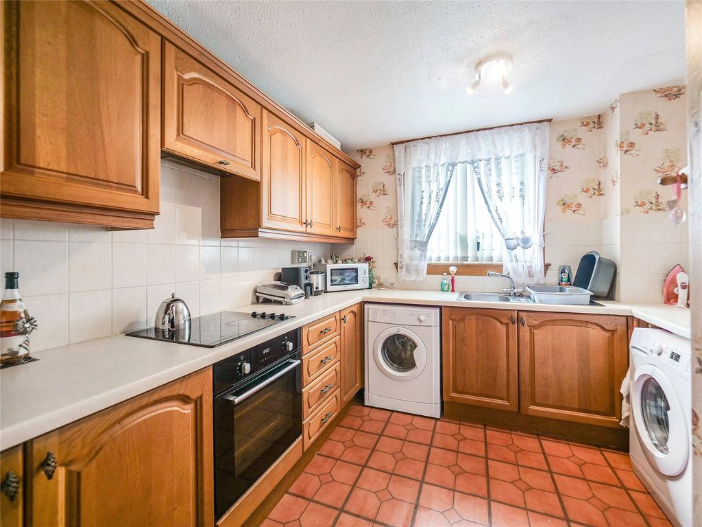 Property photo 3 of 12 Picture No. 12