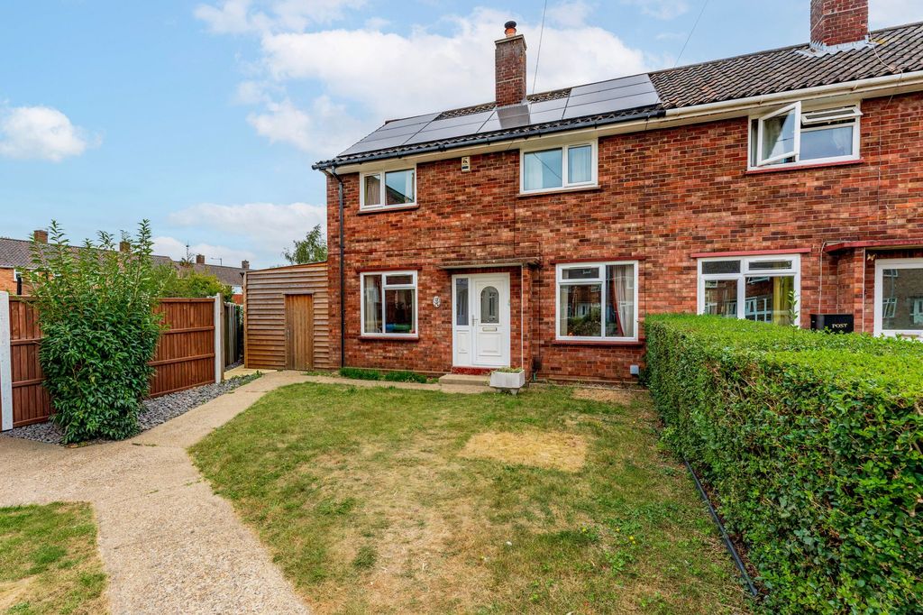 Property photo 1 of 17