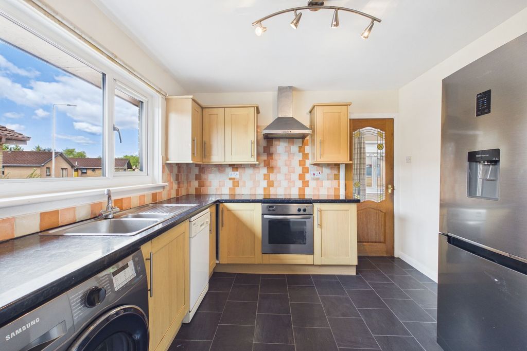 Property photo 3 of 17 Kitchen Angle 1