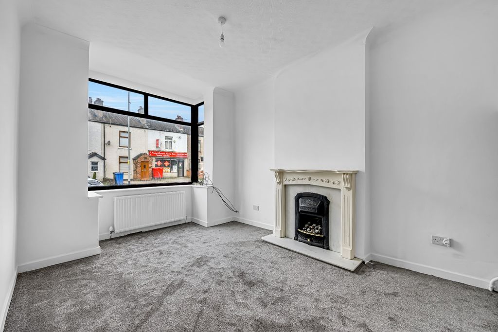 Property photo 2 of 14 4966315