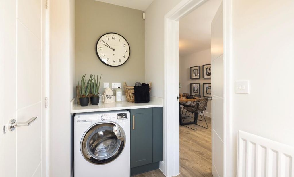 Property photo 3 of 7 Utility Room- Herringbone.Jpg