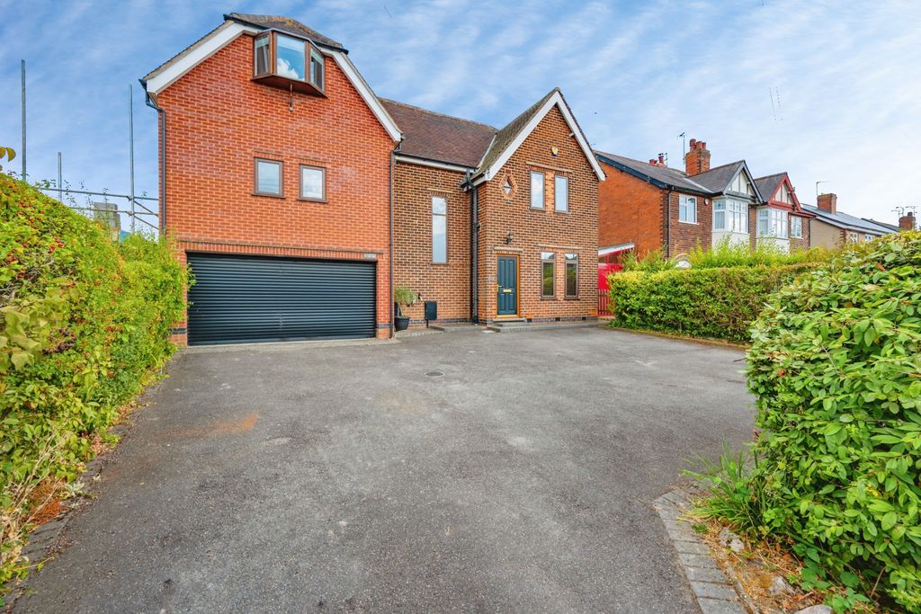 Property photo 1 of 30 Front With Large Driveway And Double Garage
