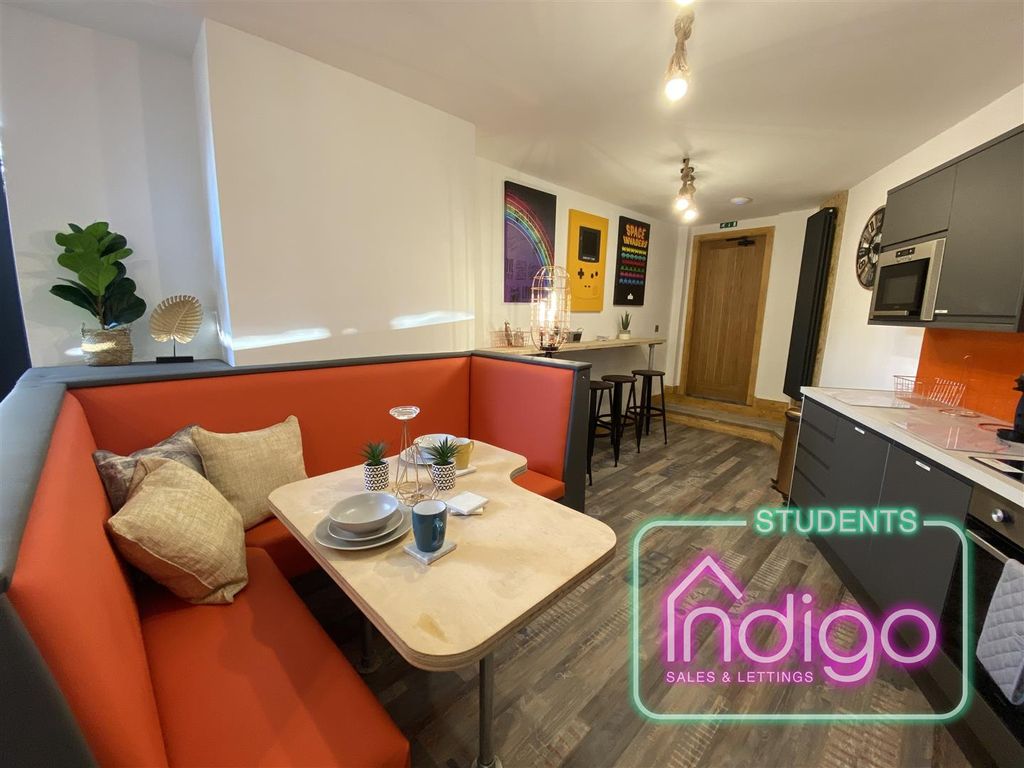 Property photo 1 of 30 4-6 Hanover St (24).Jpg