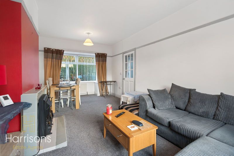 Property photo 3 of 16 Photo 6