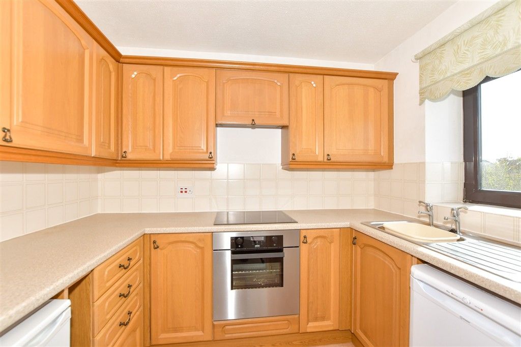 Property photo 2 of 12 Kitchen