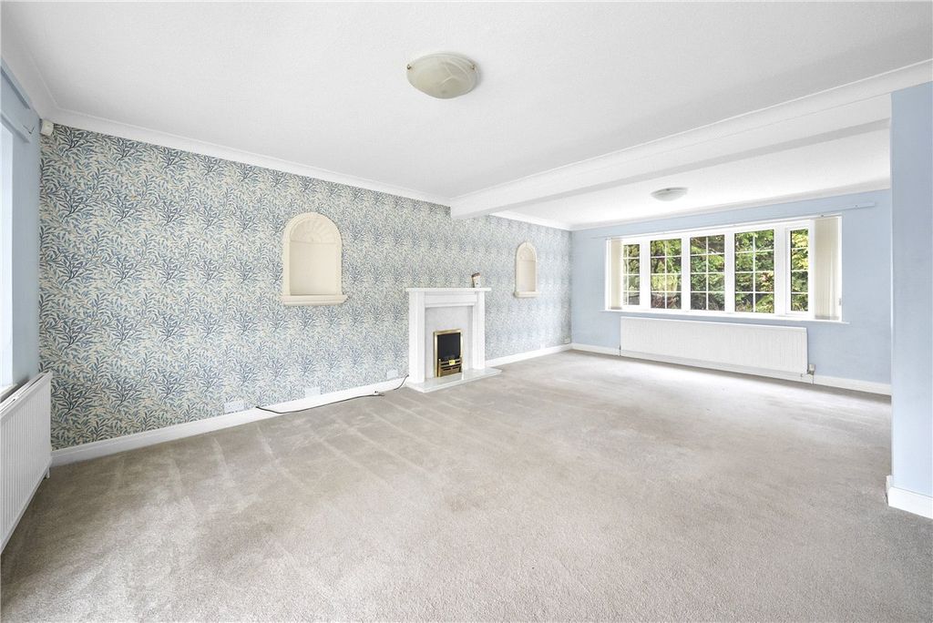 Property photo 3 of 18 Picture No. 12