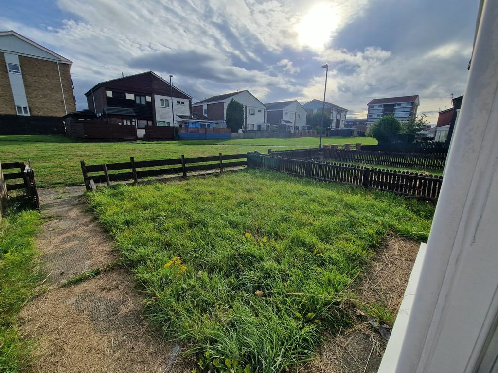 Property photo 3 of 18