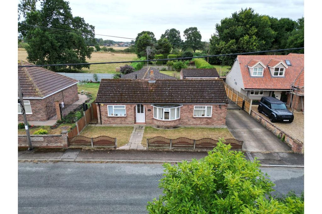 Property photo 2 of 30