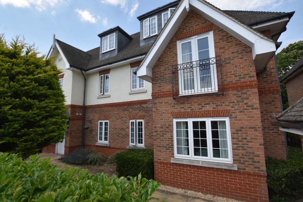 Property photo 1 of 11