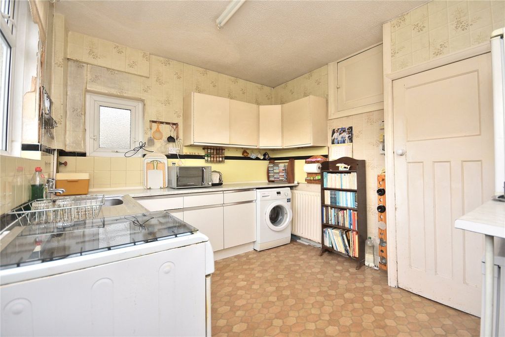 Property photo 3 of 23 Picture No. 34