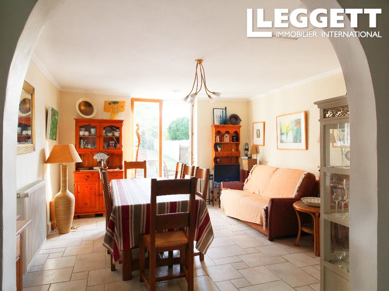 Property photo 3 of 10