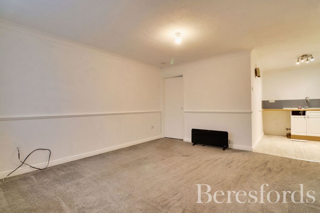 Property photo 2 of 9 Picture No. 01