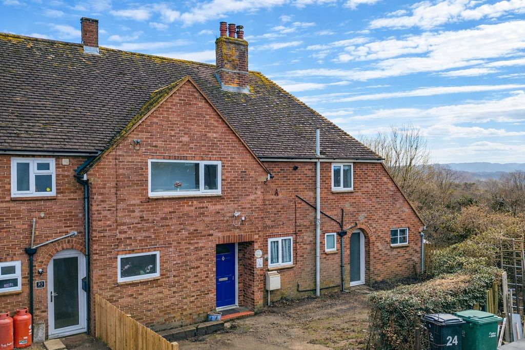 Property photo 1 of 24 Db656Ef1-4Bd8-4489-8F34-A2d351B5F4d8.Png