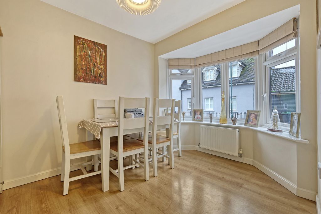 Property photo 3 of 32 027_Thsq