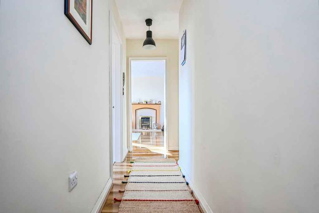 Property photo 2 of 16 Photo