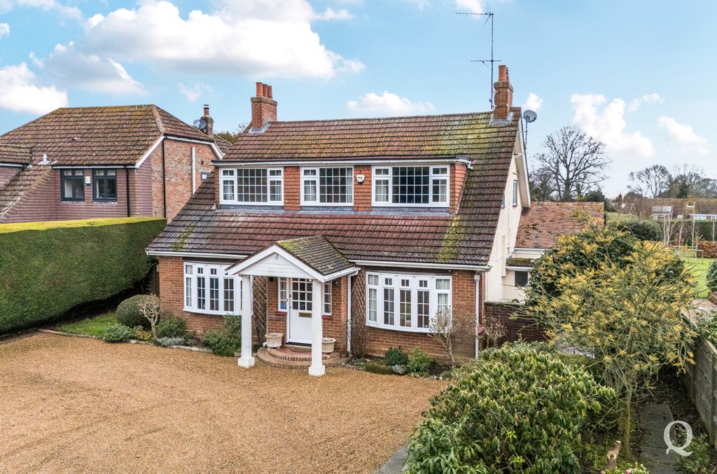 Property photo 1 of 38 3B6E2A51-97Ca-4F8...