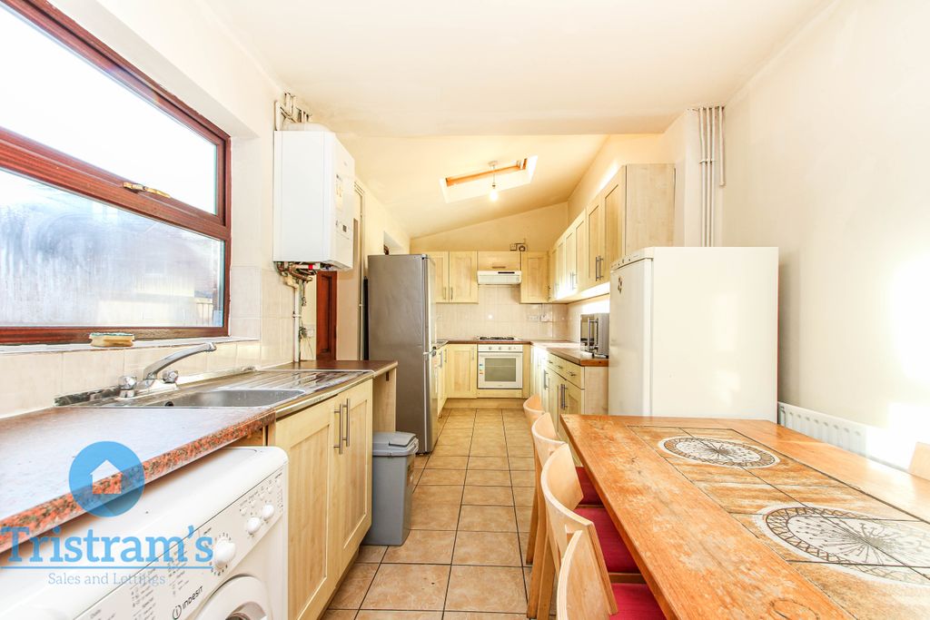 Property photo 2 of 24 Img_1304