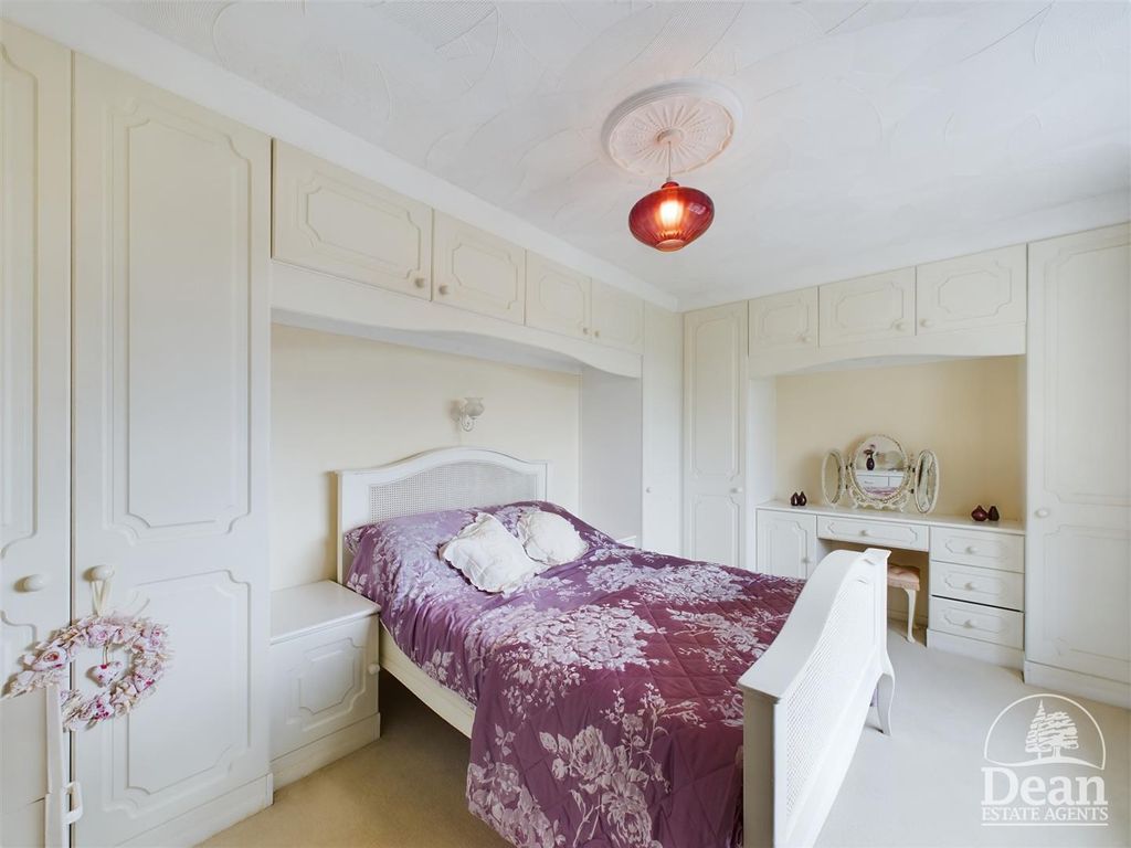 Property photo 3 of 23