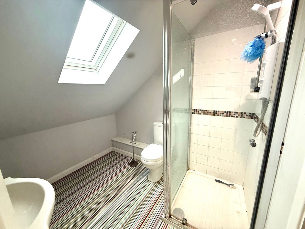 Property photo 3 of 6 Img_2800