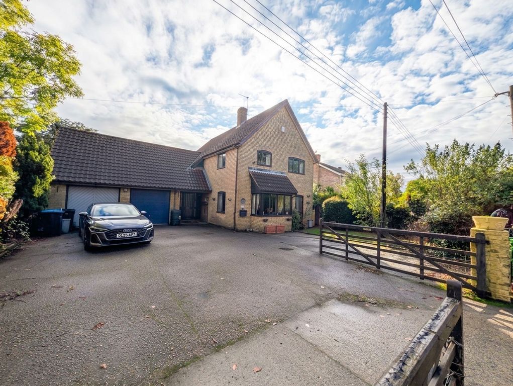 Property photo 1 of 18