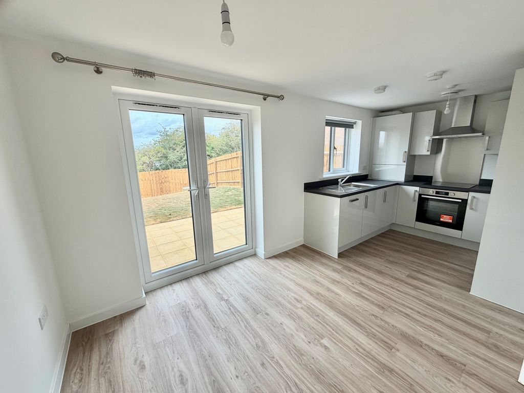 Property photo 1 of 13 Image