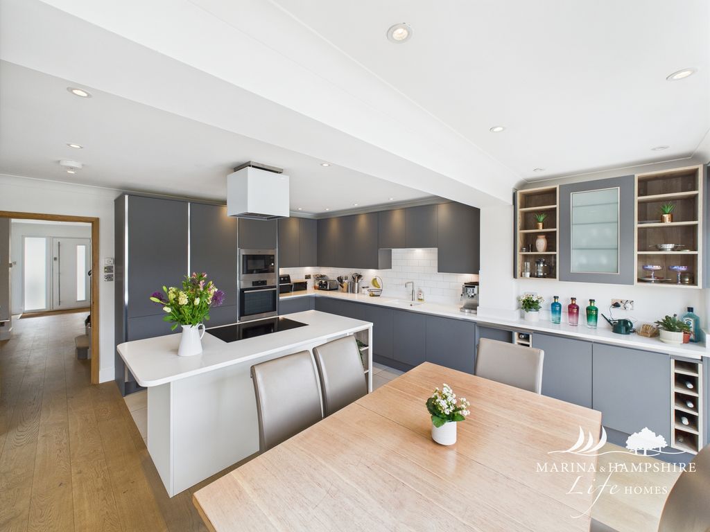 Additional image 13 of 4 bed town house for saleBryher Island, Port Solent PO6