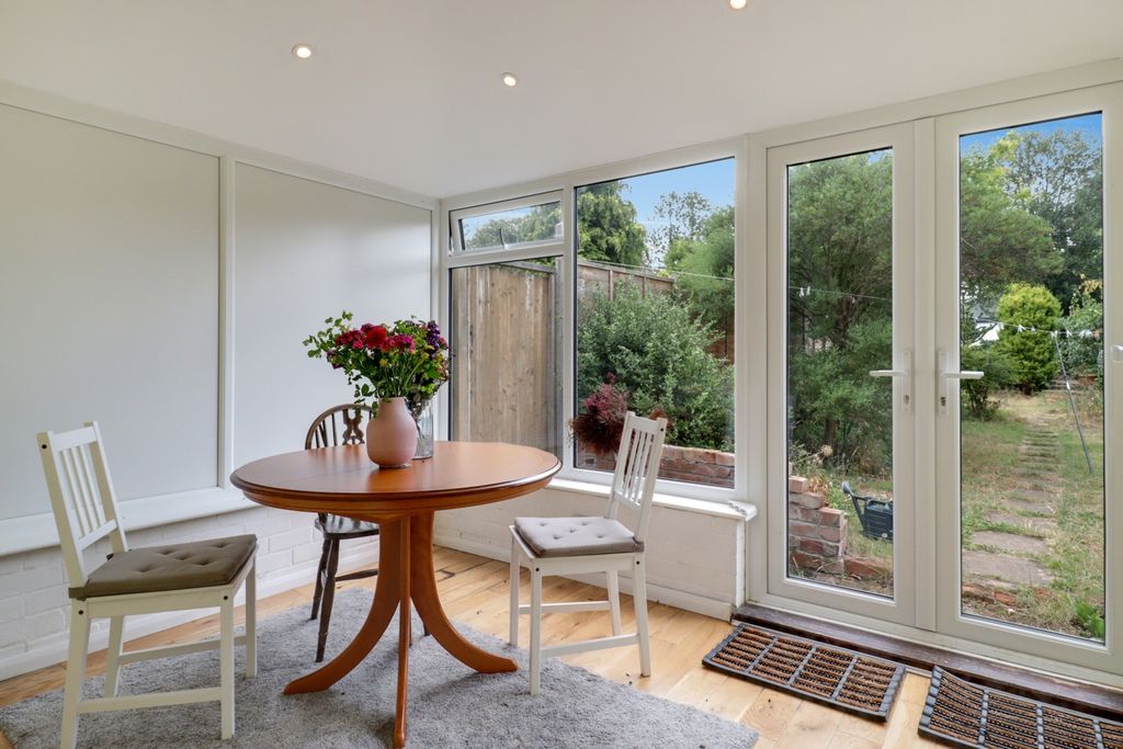 Property photo 3 of 15 Conservatory